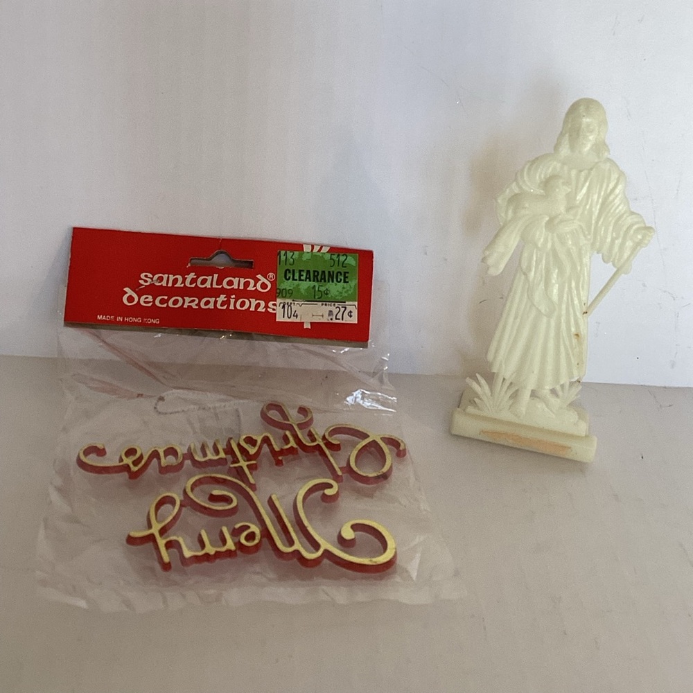 Vintage MERRY CHRISTMAS red and gold plastic cake topper decoration flat back